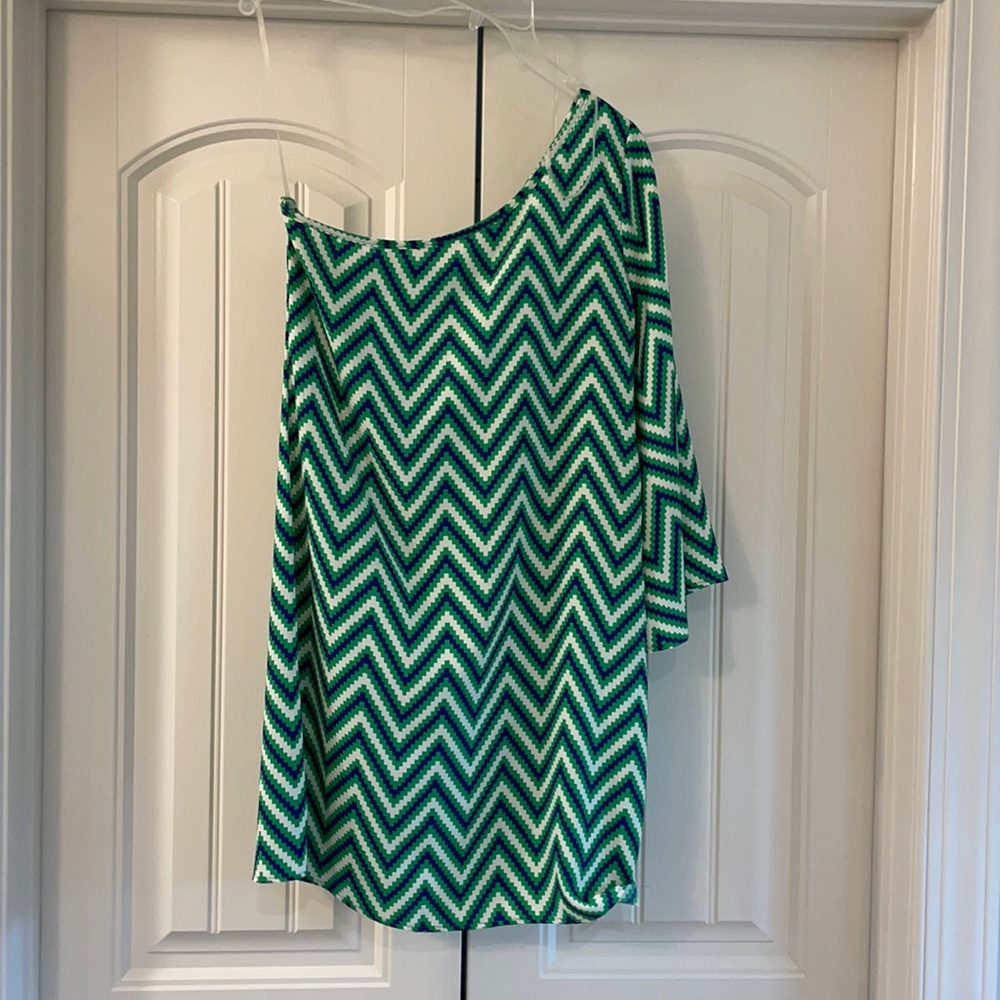 One shoulder dress / Size Small